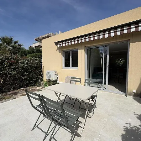 Beau 2 Pieces Neuf, Terrasse, Proche Des Criques